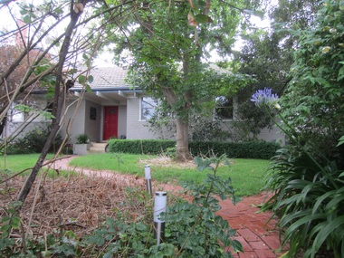Photograph - 7 Thames Street, Surrey Hills, The Street Where You Live Project