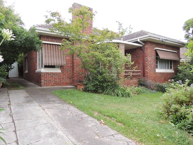 Photograph - 14 Theodore Street, Surrey Hills, The Street Where You Live Project
