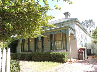 Photograph - 363 Elgar Road, Mont Albert, The Street Where You Live Project