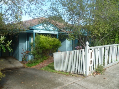 Photograph - 1 Goodwood Street, Surrey Hills, The Street Where You Live Project