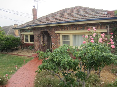 Photograph - 6 Harding Street, Surrey Hills, The Street Where You Live Project