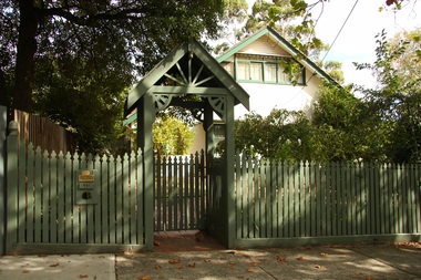 Photograph - 11A Tower Street, Surrey Hills, The Street Where You Live Project
