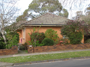 Photograph - 32 Tower Street, Surrey Hills, The Street Where You Live Project