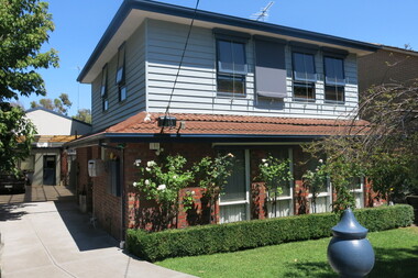 Photograph - 4 Griffin Close, Surrey Hills, The Street Where You Live Project
