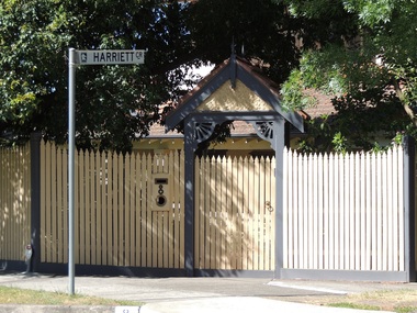 Photograph - 8 Harriet Crescent, Mont Albert, The Street Where You Live Project