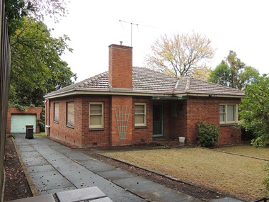 Photograph - 14 Hood Street, Mont Albert, The Street Where You Live Project