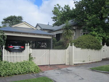 Photograph - 5 Vincent Street, Surrey Hills, The Street Where You Live Project