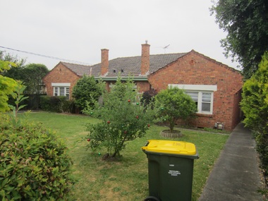 Photograph - 9A Leopold Crescent, Mont Albert, The Street Where You Live Project
