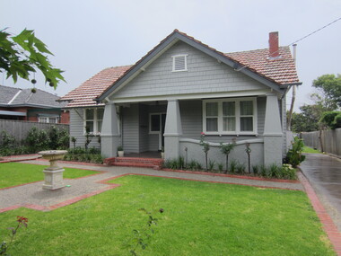 Photograph - 109 Middlesex Road, Surrey Hills, The Street Where You Live Project