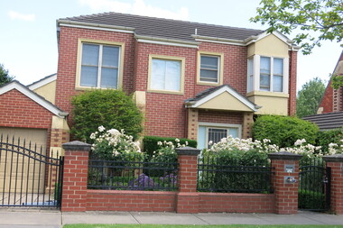 Photograph - 17 St Georges Avenue, Mont Albert, The Street Where You Live Project