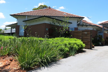 Photograph - 18 St Georges Avenue, Mont Albert, The Street Where You Live Project