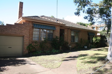 Photograph - 6 Hotham Court, Mont Albert, On The Street Where You Live Project