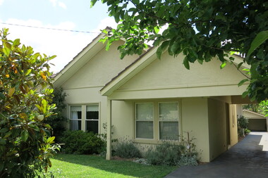Photograph - 16 St James Avenue, Mont Albert, The Street Where You Live Project