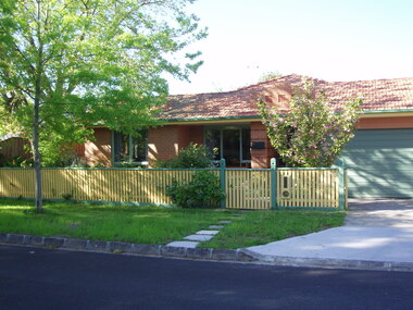 Photograph - 4 Sir Garnet Road, Surrey Hills, The Street Where You Live Project