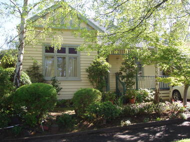 Photograph - 13 Sir Garnet Road, Surrey Hills, The Street Where You Live Project