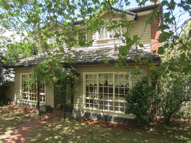 Photograph - 12 Shepherd Street, Surrey Hills, The Street Where You Live Project