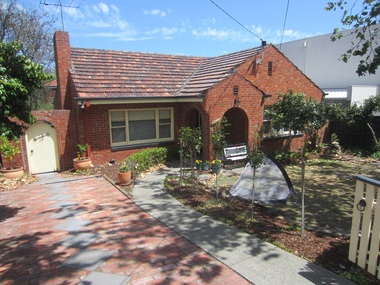 Photograph - 16 Shepherd Street, Surrey Hills, The Street Where You Live Project