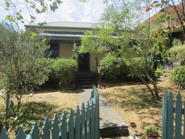 Photograph - 33 Shepherd Street, Surrey Hills, The Street Where You Live Project