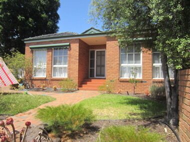 Photograph - 14 Oak Street, Surrey Hills, On The Street Where You Live Project