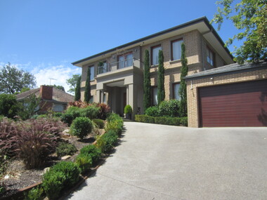 Photograph - 18 Oak Street, Surrey Hills, On The Street Where You Live Project