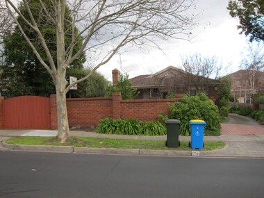 Photograph - 4 Payne Street, Surrey Hills, On The Street Where You Live Project