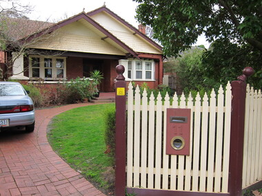 Photograph - 11 Payne Street, Surrey Hills, On The Street Where You Live Project