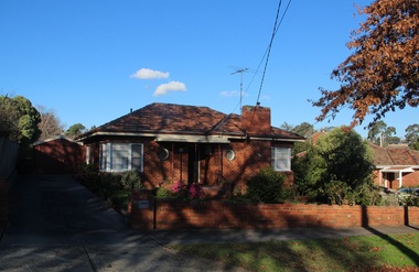 Photograph - 30 Pine Street, Surrey Hills, On The Street Where You Live Project