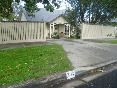 Photograph - 15 Sherwood Road, Surrey Hills, On The Street Where You Live Project