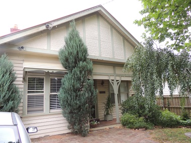 Photograph - 10 Wells Street, Surrey Hills, On The Street Where You Live Project