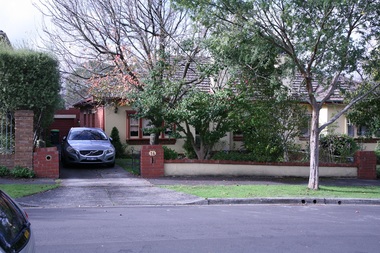 Photograph - 14 Wolseley Close, Mont Albert, On The Street Where You Live Project
