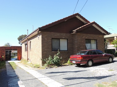 Photograph - 119 Victoria Crescent, Mont Albert, The Street Where You Live Project