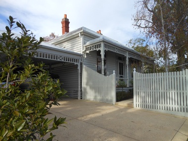 Photograph - 27 Wharton Street, Surrey Hills, On The Street Where You Live Project