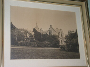 Black and White photograph, Old mansion