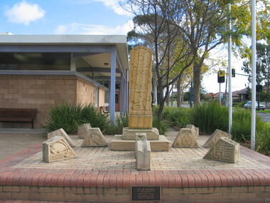 Sculpture - Public Art, Glengala Walk Monument, Unknown