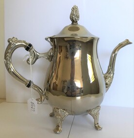 Vintage 1960s Leonard Silver Plated Tea/Coffee Pot 10” Tall