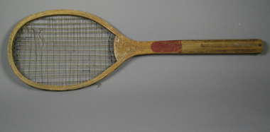 Racquet, Circa 1903
