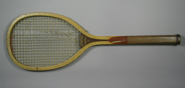 Racquet, Circa 1907