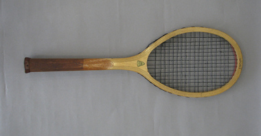 Racquet, Circa 1907