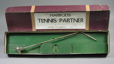 Pole tennis set, Circa 1931