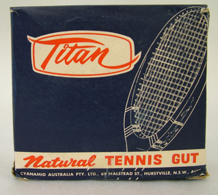 Racquet string, Circa 1960
