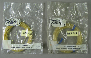 Racquet string, Circa 1960