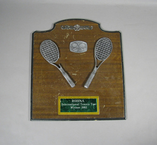 Trophy, 1982