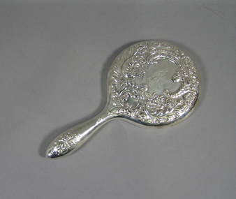 Hand mirror, Circa 1890
