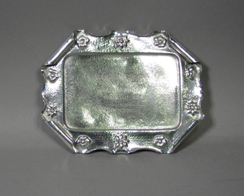 Prize dish, 1885