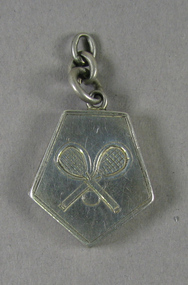 Locket, 1889