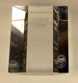 Commemorative Gift, 1990