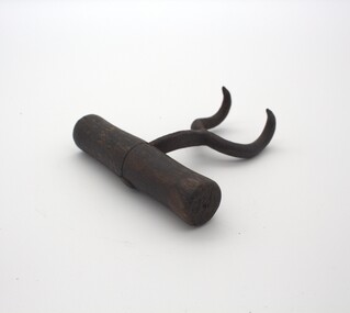 Functional object - Hook, bag