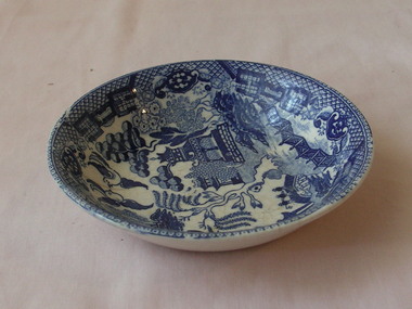 Domestic object - Bowl, Willow