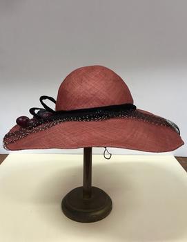 Wide-Brimmed Pink Straw Sun Hat