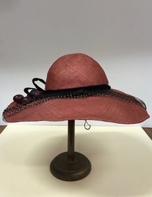 Wide-Brimmed Pink Straw Sun Hat